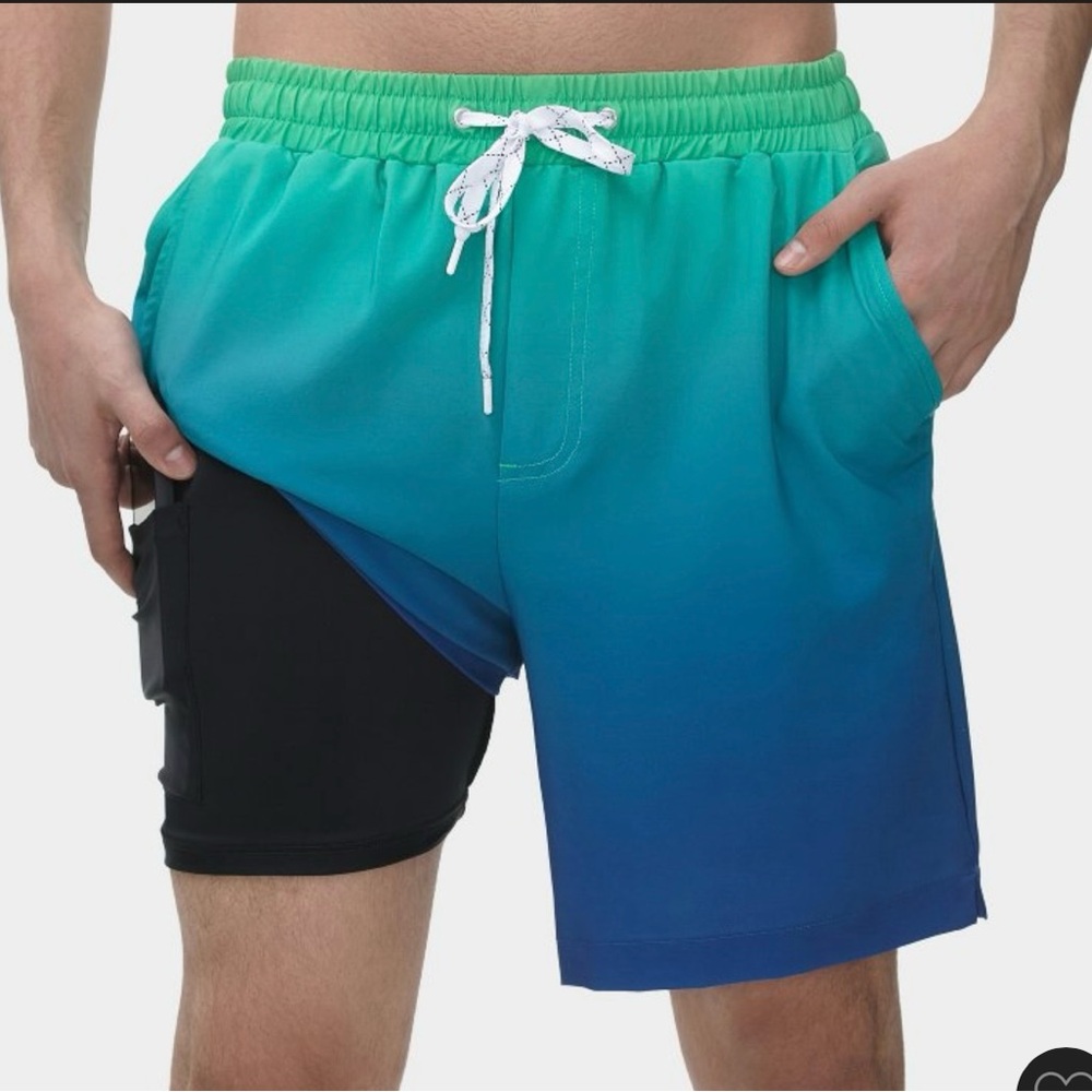 Gradient Blue and Black Men's 7” Swim Trunks